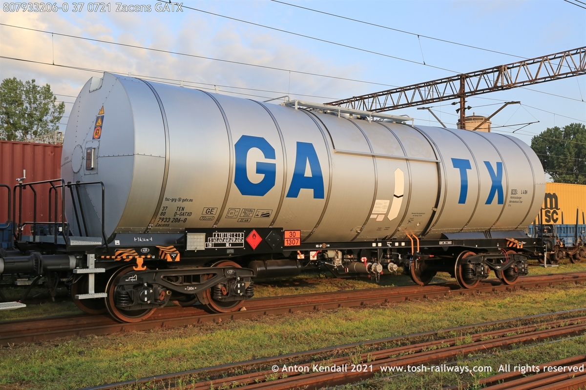 807933206-0_37 0721 Zacens GATX.JPG